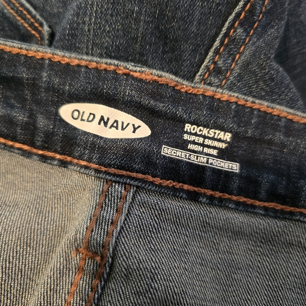 Old Navy Size 12 Rockstar Super Skinny Mid-Rise Distressed Blue Denim Jeans - Picture 6 of 8